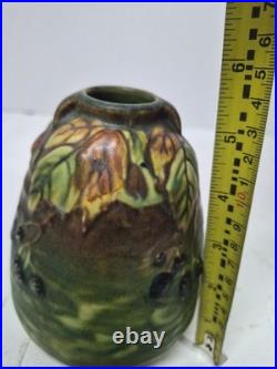 5.5 Roseville Blackberry 1932 Sunset Pottery Green Bee Hive Ceramic Vase 569-5