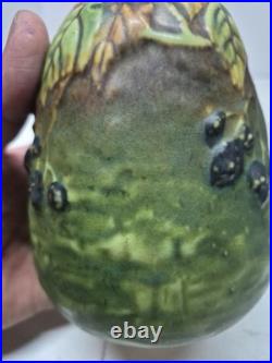 5.5 Roseville Blackberry 1932 Sunset Pottery Green Bee Hive Ceramic Vase 569-5