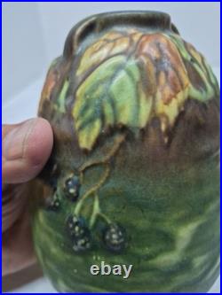 5.5 Roseville Blackberry 1932 Sunset Pottery Green Bee Hive Ceramic Vase 569-5