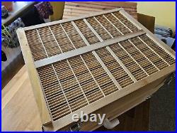 7Pcs Auto Free Flow Honey Beehive Frames + Beekeeping Brood Cedarwood Box Set
