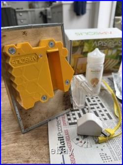 Apisolis Vapouriser Bee Hive Smoker boxed with accessories