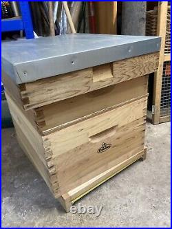 Easibee Langstroth bee hive + extra frames. Assembled