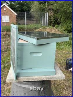 Langstroth Beehive / Cedar / QE Included