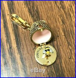 Reduced! Vintage Retired Juicy Couture Gold Plated Bee Hive Charm Nwt
