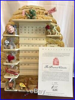 Steiff 12 Mini Teddy Bear Mohair Plush Perpetual Calendar Wood Beehive LE 2001