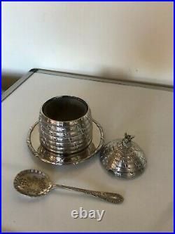 Stunning Silver Plated Bee Hive Honey Pot With A Bee Finial, Glass Liner. Heavy