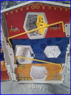 The Hive Buzzbees Family Hive Toy Bee Figures And Playset