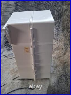 The Hive Buzzbees Family Hive Toy Bee Figures And Playset