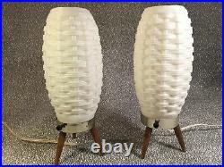 Vintage 1960s MCM Pair Of White Bubble Beehive Basket Weave Tripod Atomic Lamps