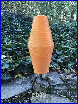 Vintage ATOMIC Ribbed ORANGE Plastic LAMP Beehive WOOD TRIPOD LEGS 1960s-70s MCM