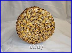 Vintage Beehive Basket Bee Skep 13.5 Old Primative Look Woven Latched Rustic
