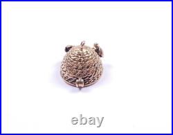 Vintage Charm Beehive Queen Bee You are my queen 9 carat gold