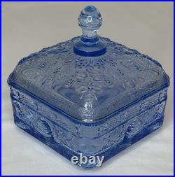 Vintage Indiana Glass Tiara Honey Bee Hive Box Candy Dish Footed Base Excellent