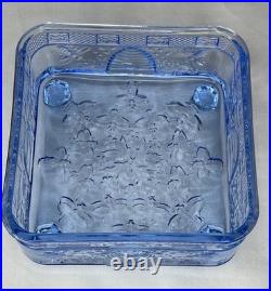 Vintage Indiana Glass Tiara Honey Bee Hive Box Candy Dish Footed Base Excellent