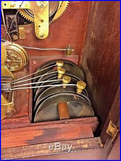 Vintage Seth Thomas Sonora #14 5 Bell Chime Clock Beehive Case Runs