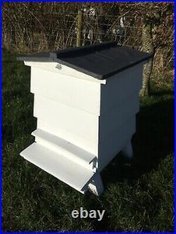 WBC Hive with brood box, 3 x supers, frames & miller feeder, Cedar Hive, Bees